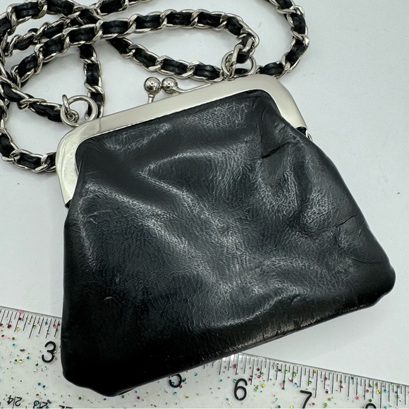 Express vintage Y2K black faux leather kiss lock chain strap small crossbody - Picture 8 of 12